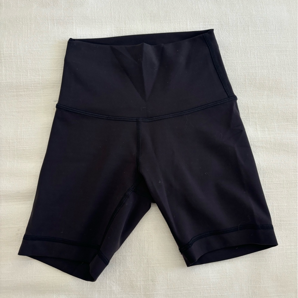 Lululemon Wunder Train Shorts 6” Size 0 Black